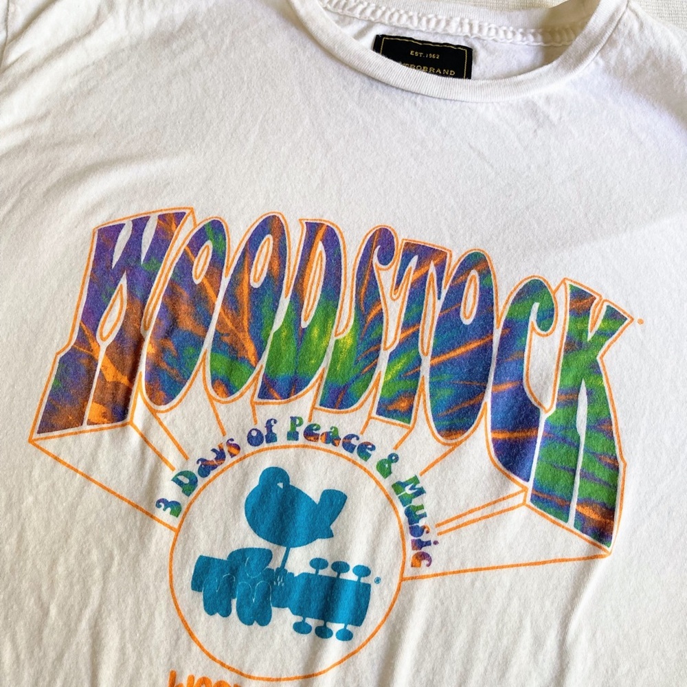Original Retro Brand Woodstock 3 Days of Peace and Music Graphics Tee Size S USA - Picture 2 of 6